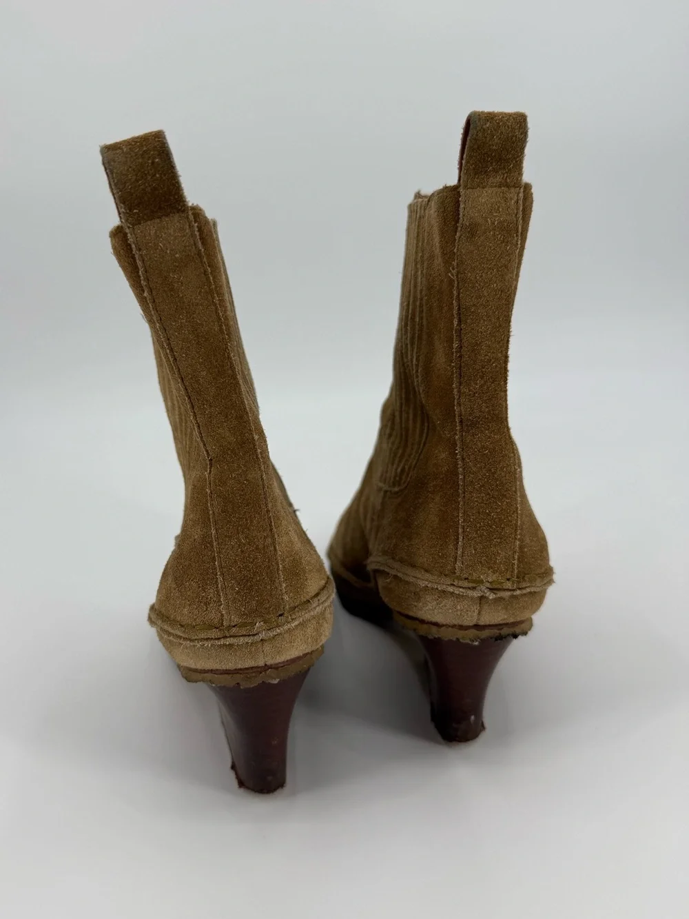 Tory Burch style lila